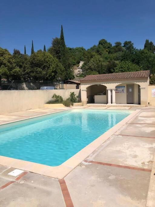 于泽斯Le Provence Avec Piscine, Climatisation Et Parking公寓 外观 照片